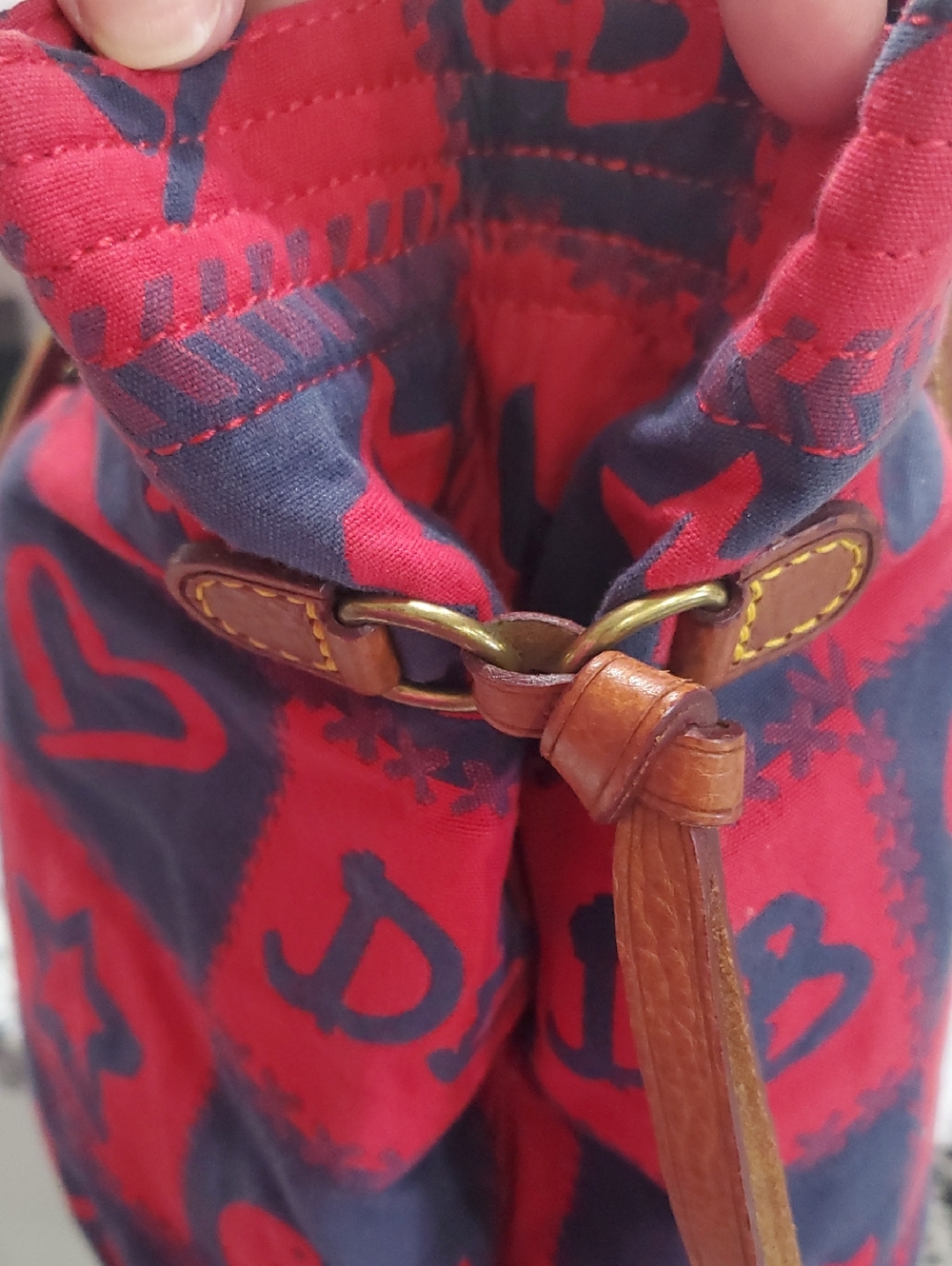 RARE VINTAGE Dooney & Bourke Clara Red and Navy Canvas Patchwork Tote❤️💙 - Picture 12 of 16
